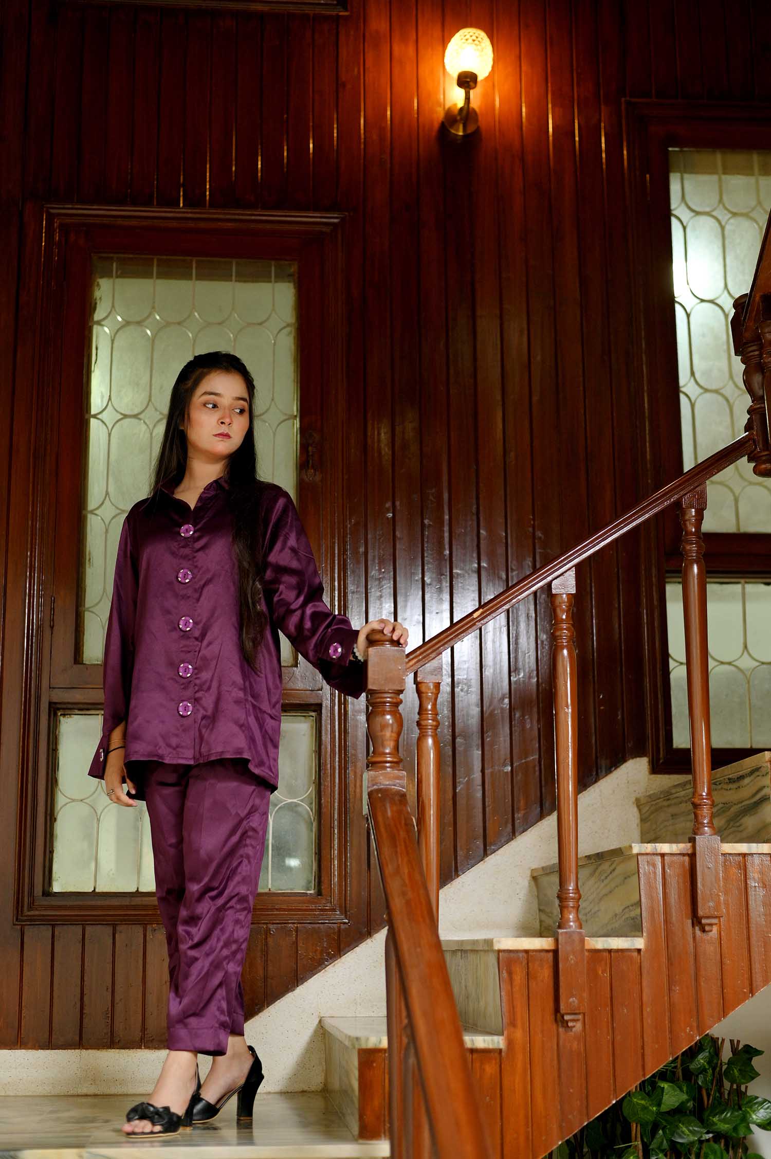 Mehdi-Inn Collar Cuff Shirt with Cigarette Pants